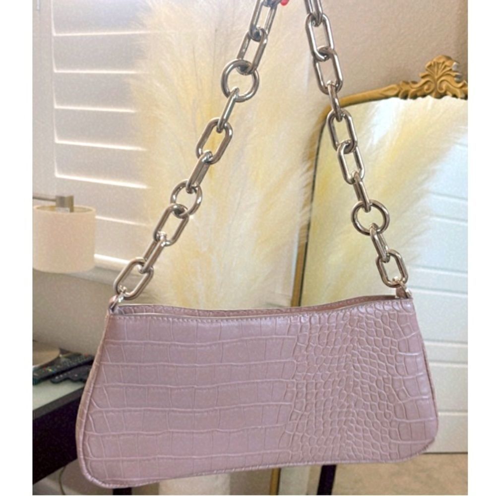 Mauve  chain bag